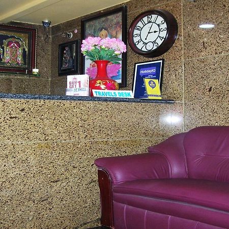 Athidhi Residency Hotel Tirupati Bagian luar foto