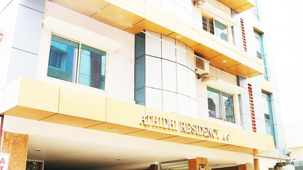 Athidhi Residency Hotel Tirupati Bagian luar foto