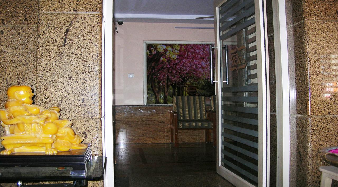 Athidhi Residency Hotel Tirupati Bagian luar foto